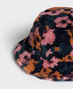 Hut